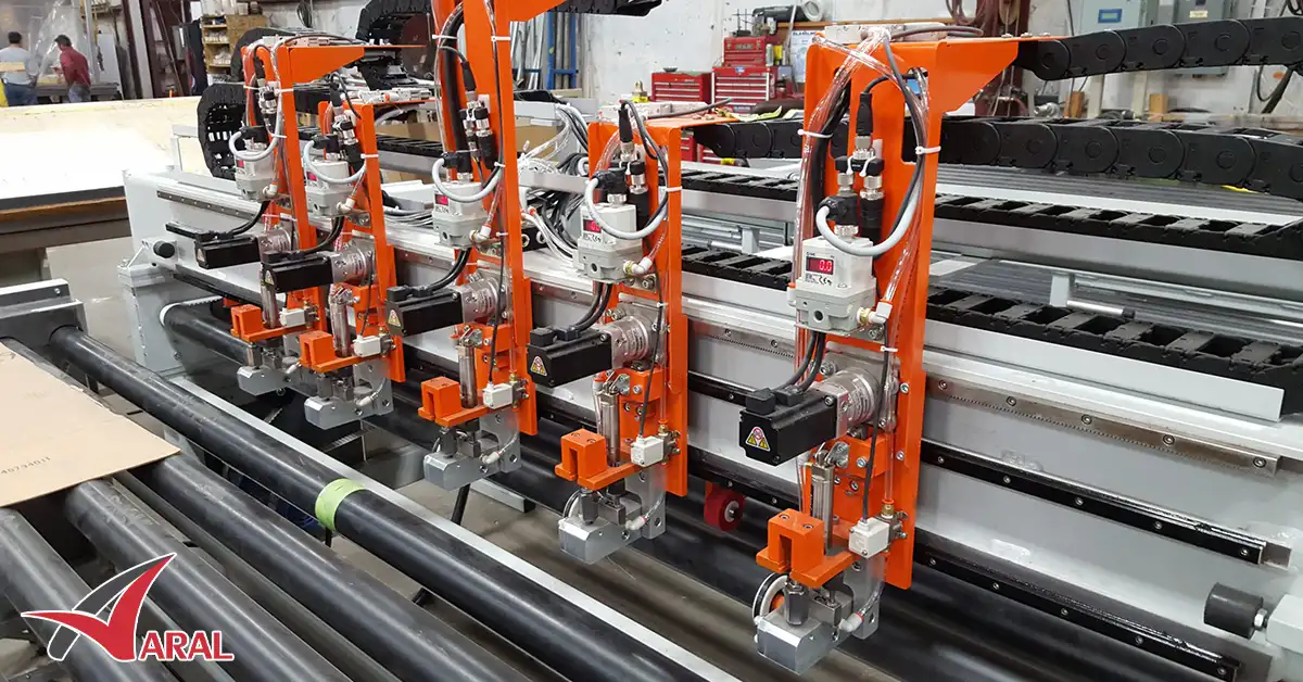 قیمت سی ان سی شیشه